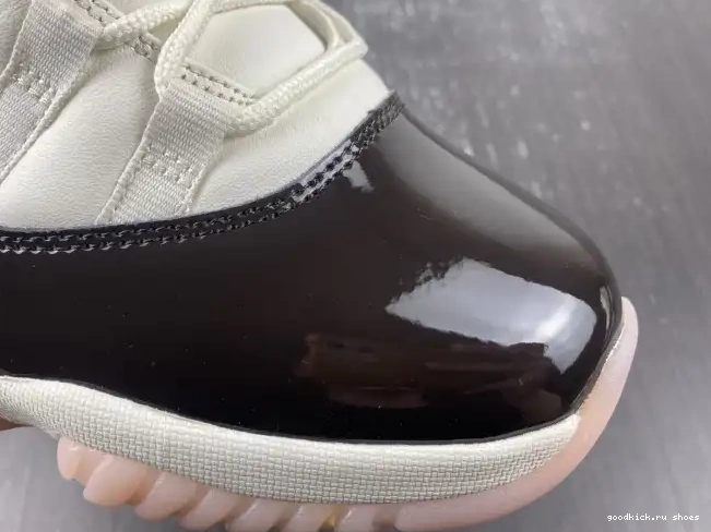 80% Off Sale Air AR0715-101 Jordan 11 WMNS Neapolitan 0515